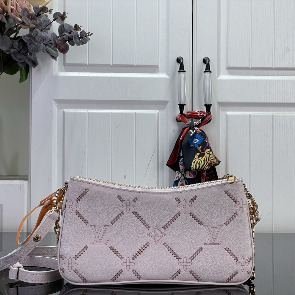 LV Pochette Liv(HIGH-END GRADE)