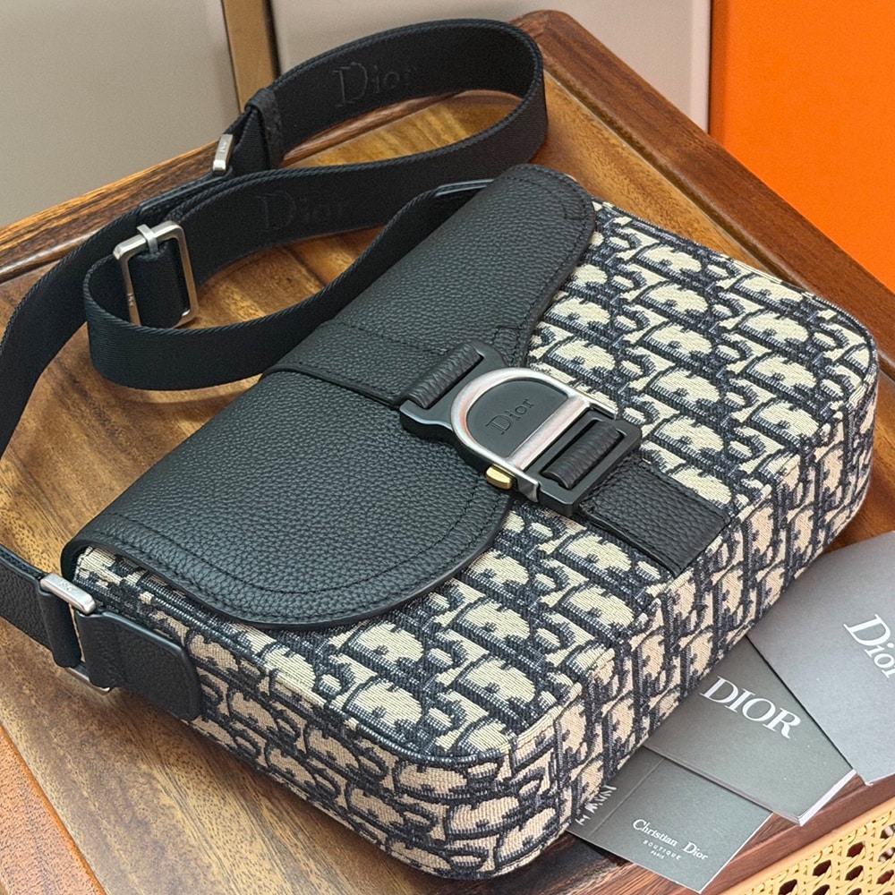 D10r Saddle Heritage Messenger Bag with Flap(HIGH-END GRADE)
