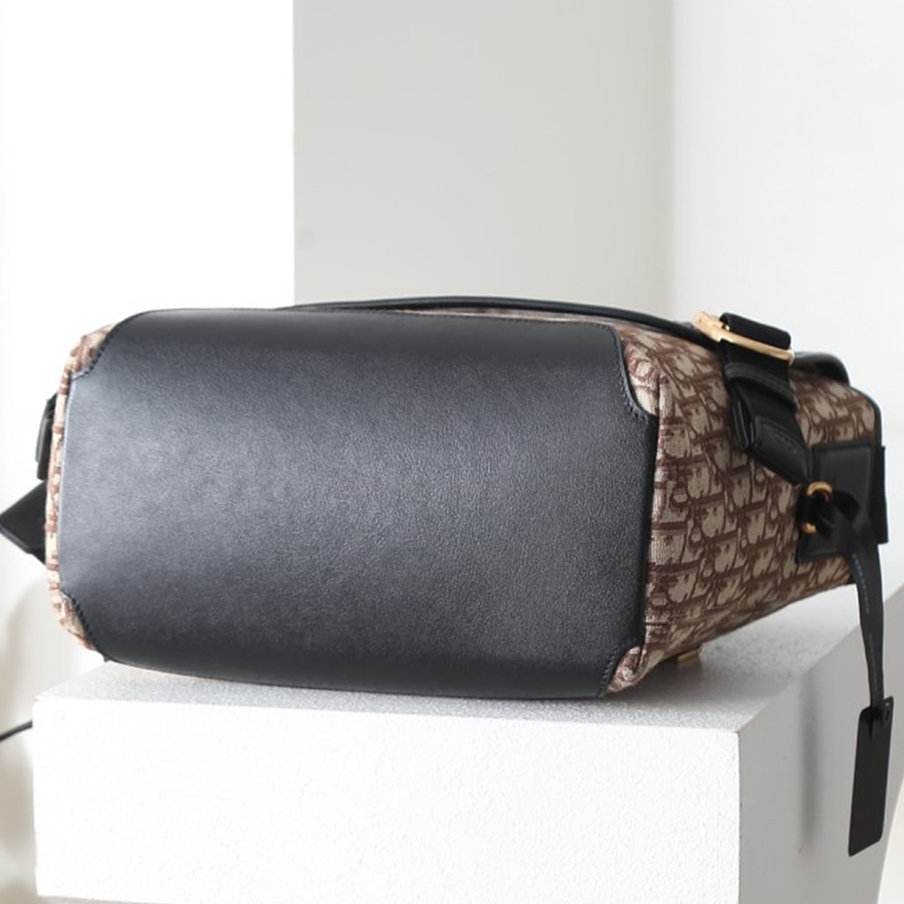 Small D10r Jett Messenger Bag with Flap(HIGH-END GRADE)