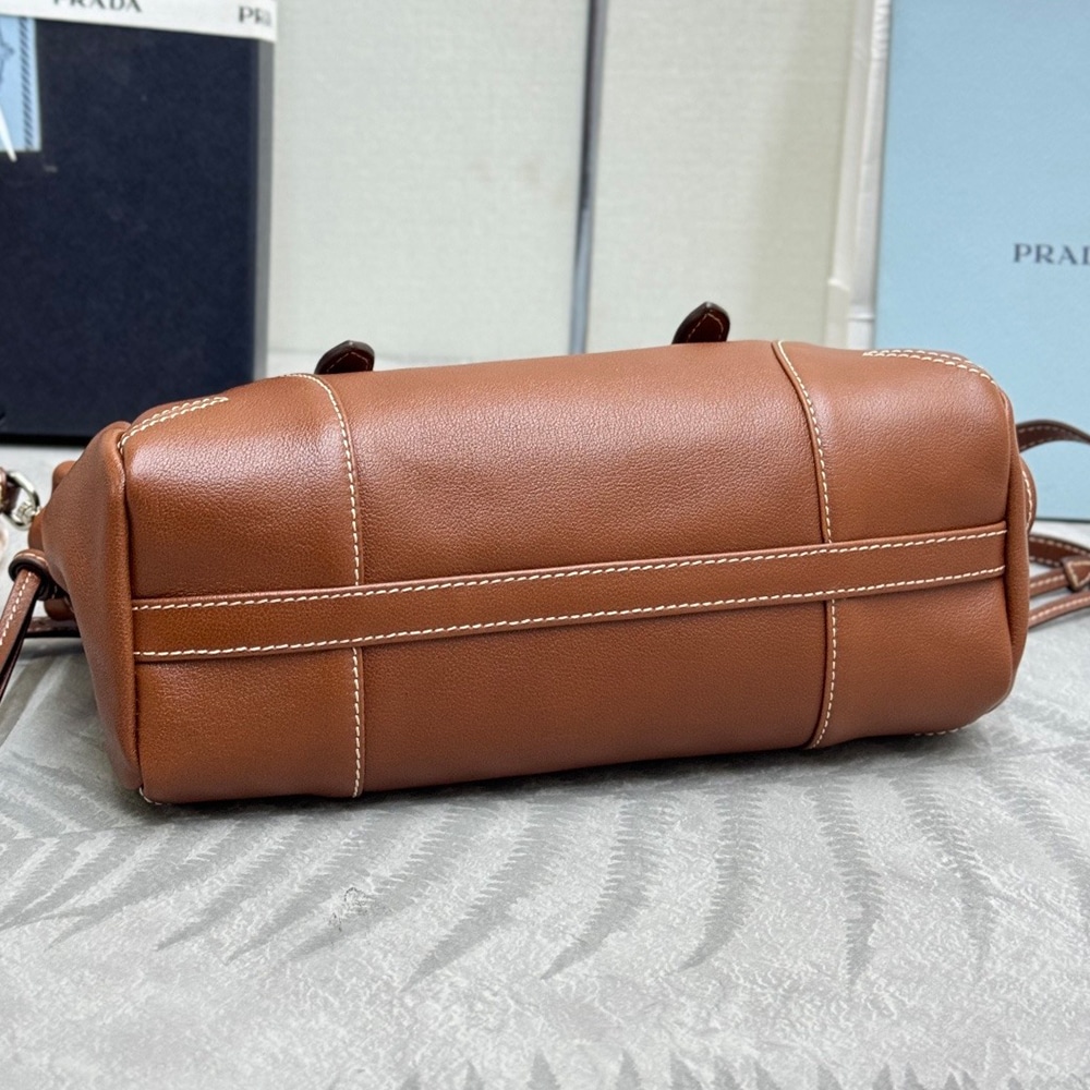Pra*a Bonnie small leather bag(HIGH-END GRADE)