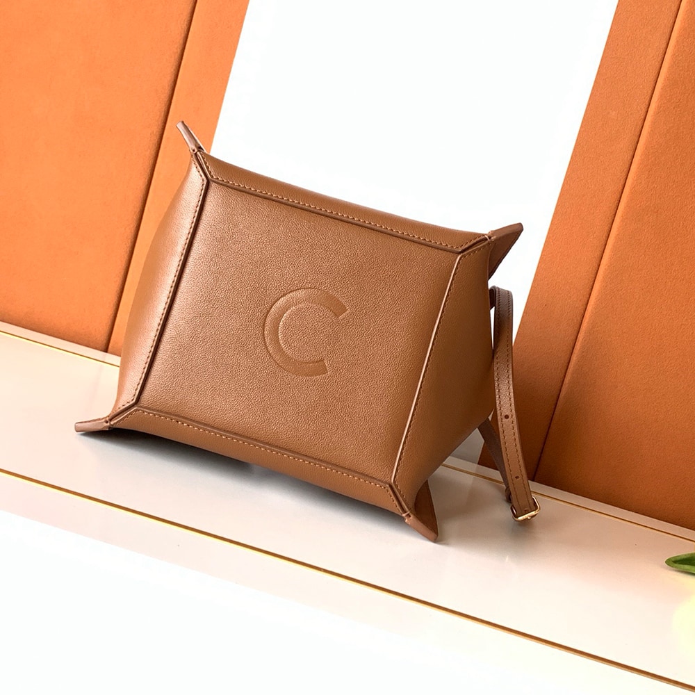 Ce1i*e SMALL CUBE BAG IN S*pPLE CALFSKIN(HIGH-END GRADE)