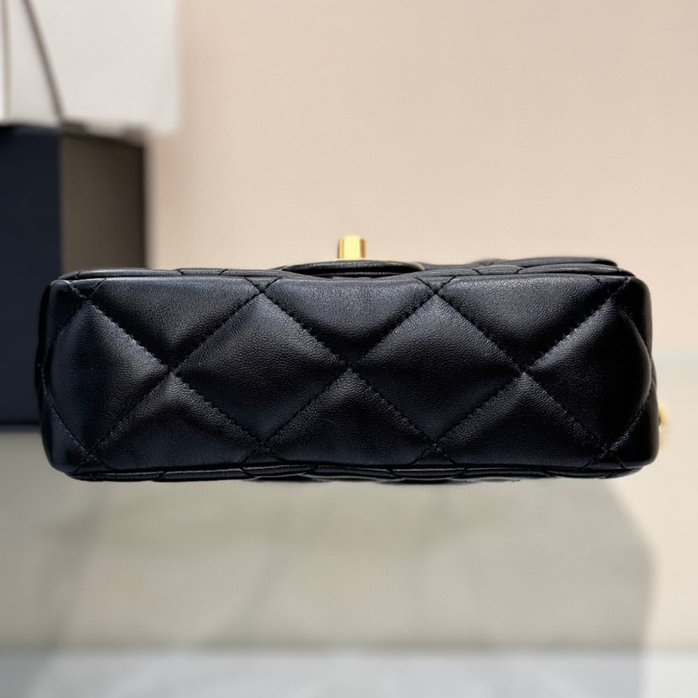 Ch**el Mini flap with top handle(TAX-FREE GRADE)