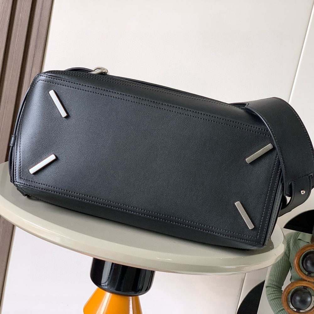 L0ew* Large Puzzle Biker bag in shiny calfskin (HIGH-END GRADE)