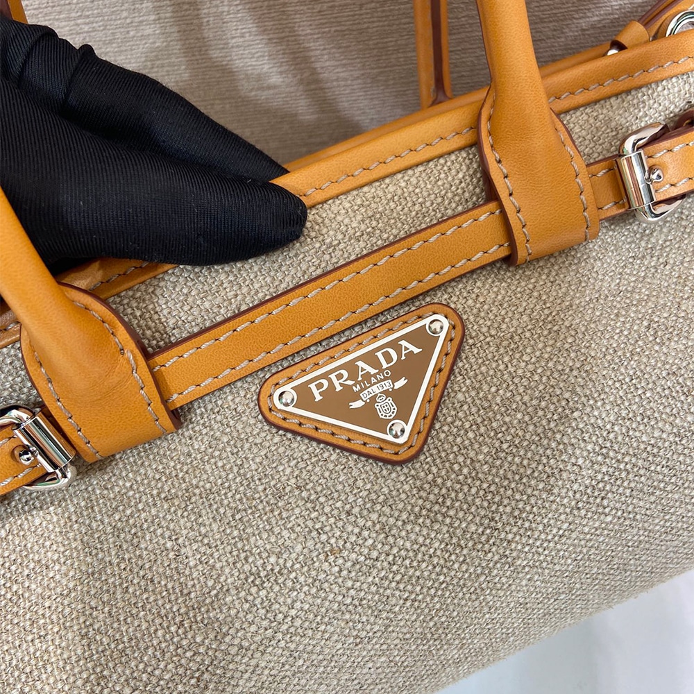 Pra*a Bonnie small linen and leather handbag(HIGH-END GRADE)