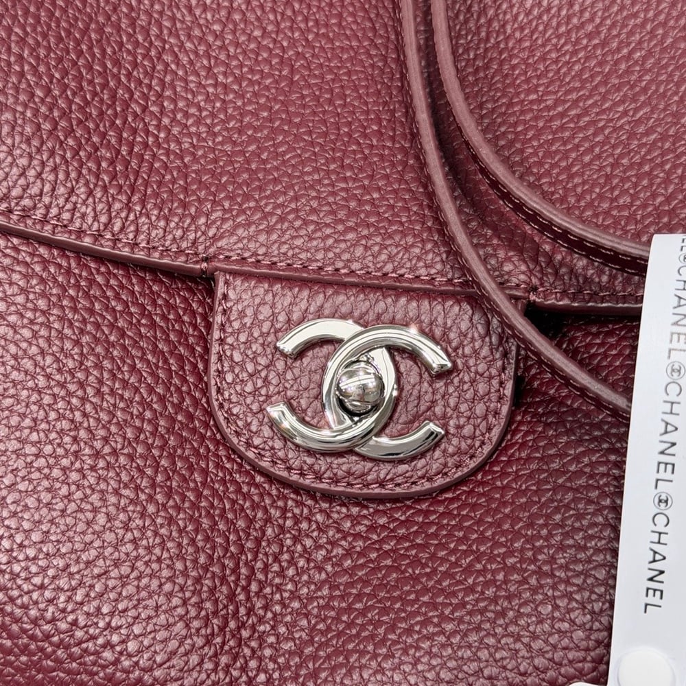 Ch**el Maxi Flapbag(TAX-FREE GRADE)