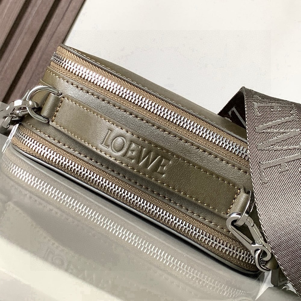 L0ew* Mini crossbody camera bag in satin calfskin (HIGH-END GRADE)