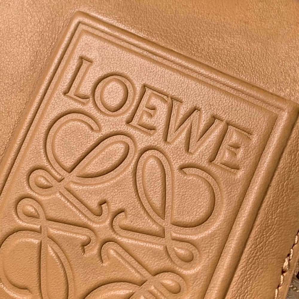 L0ew* Mini crossbody camera bag in satin calfskin (HIGH-END GRADE)