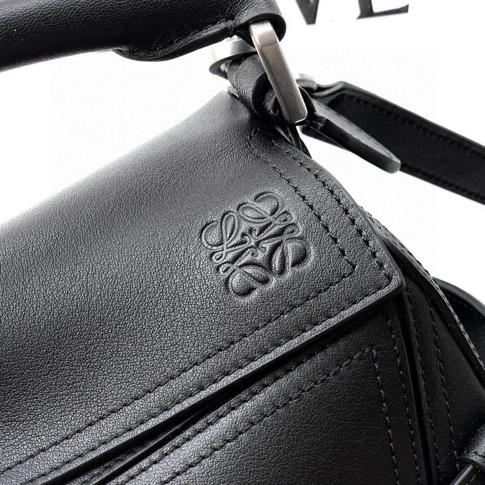 L0ew* Small Puzzle Biker bag in shiny calfskin (HIGH-END GRADE)