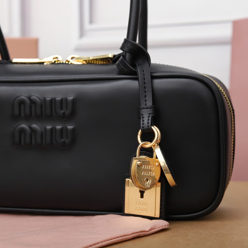 M1um1u Small Beau leather top-handle bag(HIGH-END GRADE)