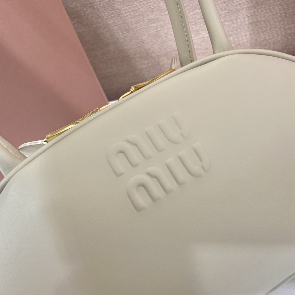M1um1u Small Beau leather top-handle bag(HIGH-END GRADE)