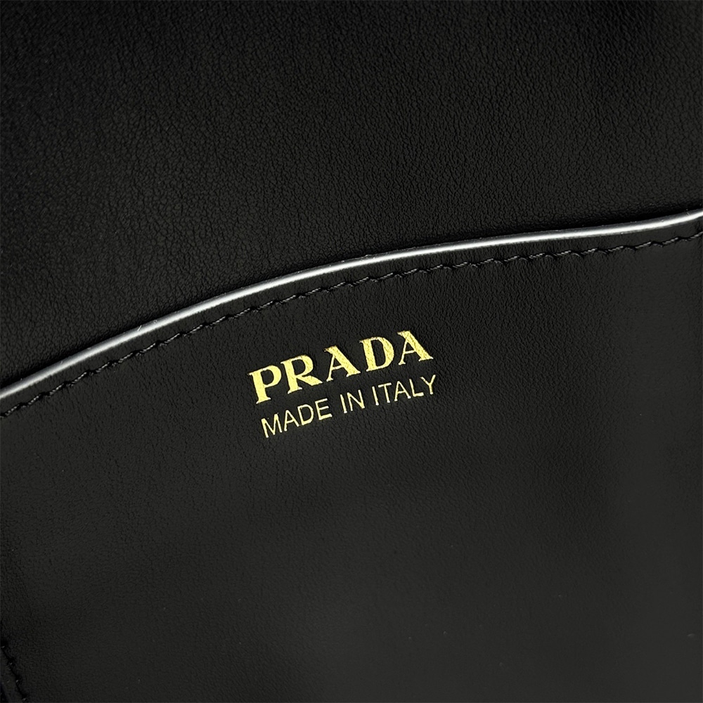 Pra*a Carry mini leather handbag(HIGH-END GRADE)