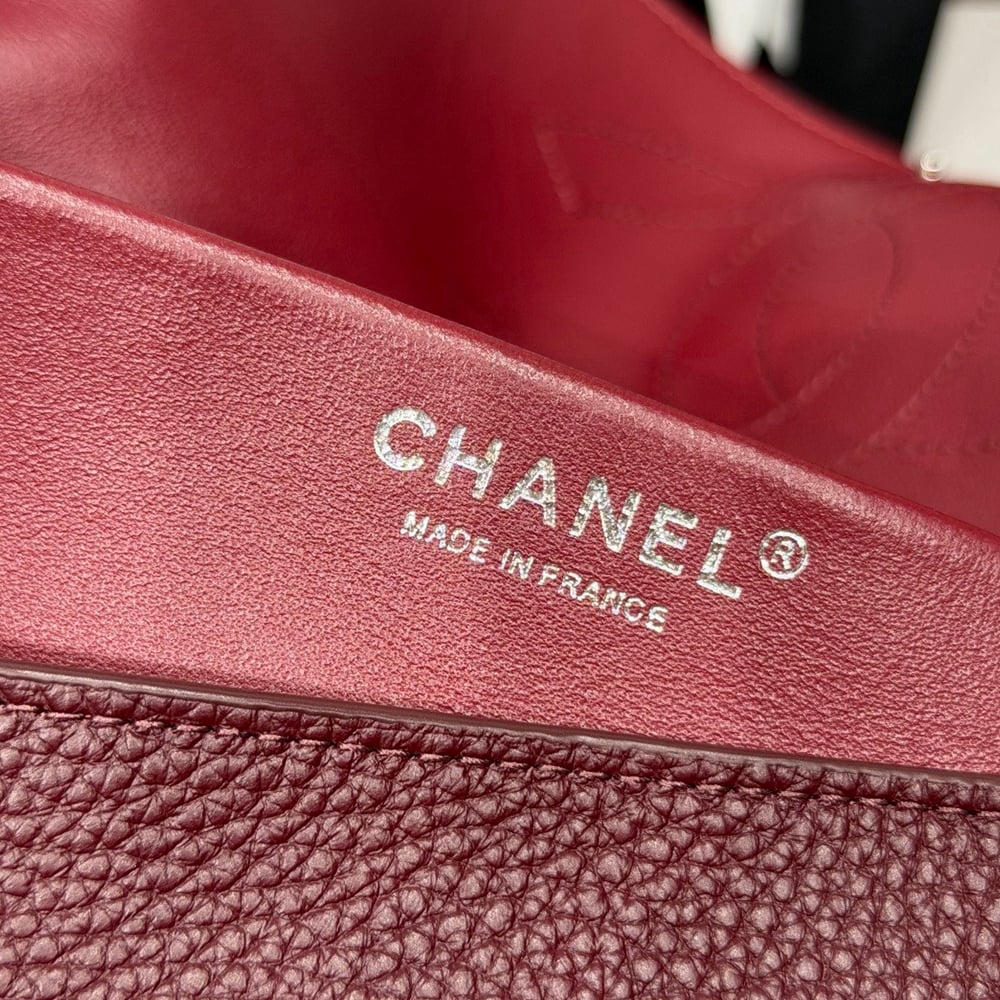 Ch**el Maxi Flapbag(TAX-FREE GRADE)