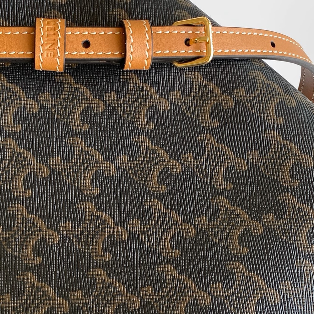 Ce1i*e SMALL CUBE BAG IN Triomphe Canvas and NATURAL Calfskin(HIGH-END GRADE)