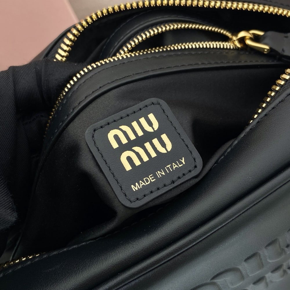 M1um1u Medium Beau leather top-handle bag(HIGH-END GRADE)