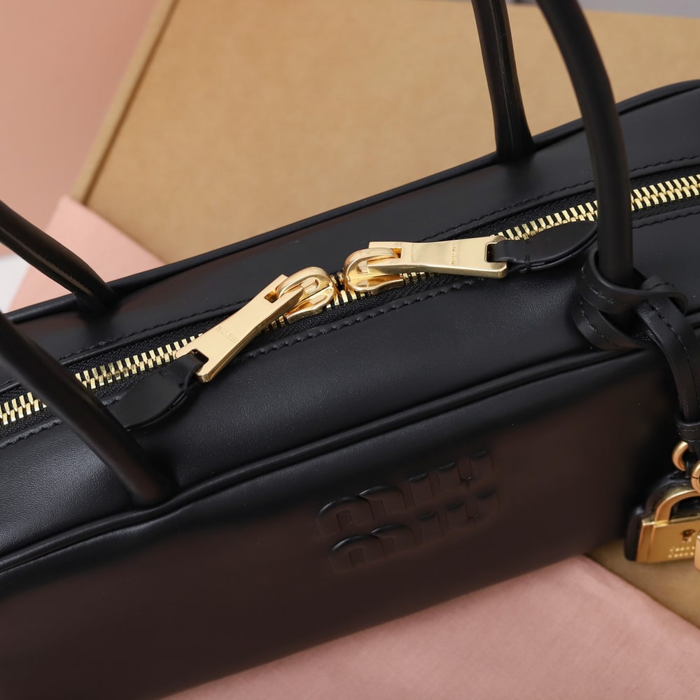 M1um1u Small Beau leather top-handle bag(HIGH-END GRADE)