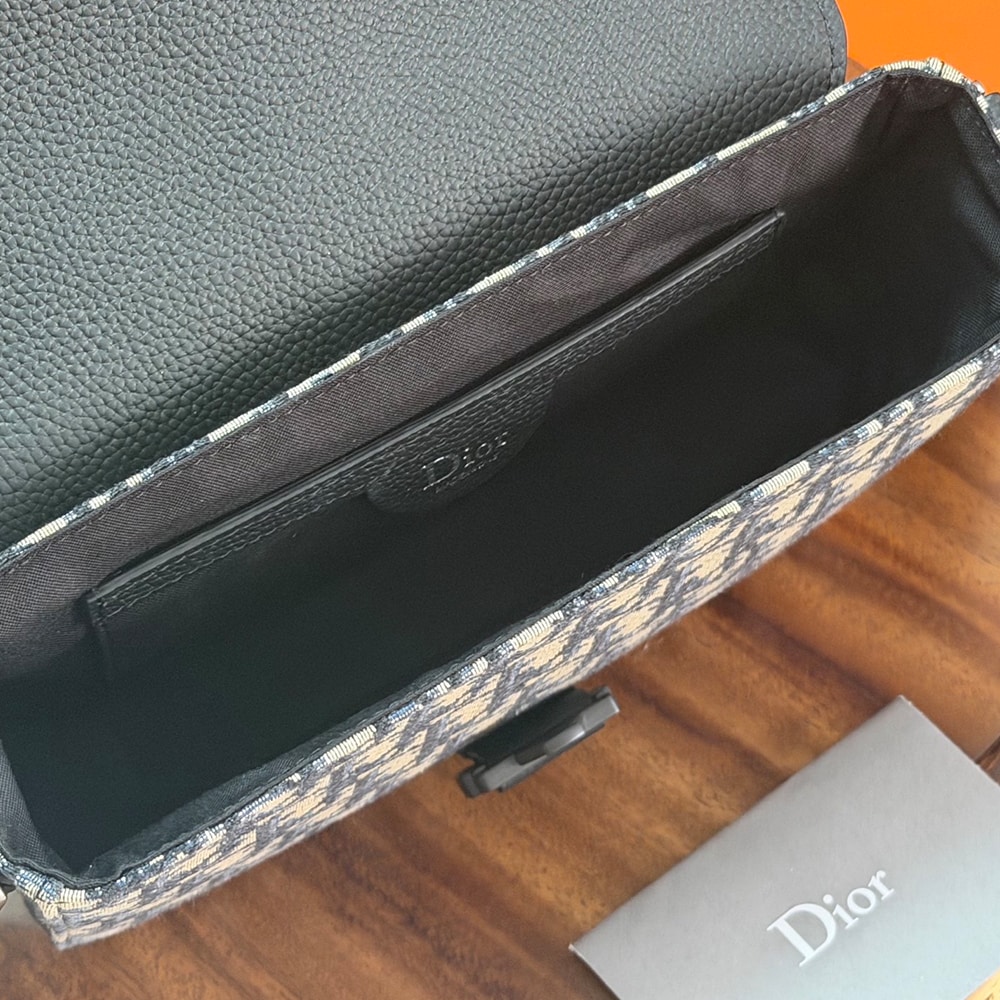 D10r Saddle Heritage Messenger Bag with Flap(HIGH-END GRADE)