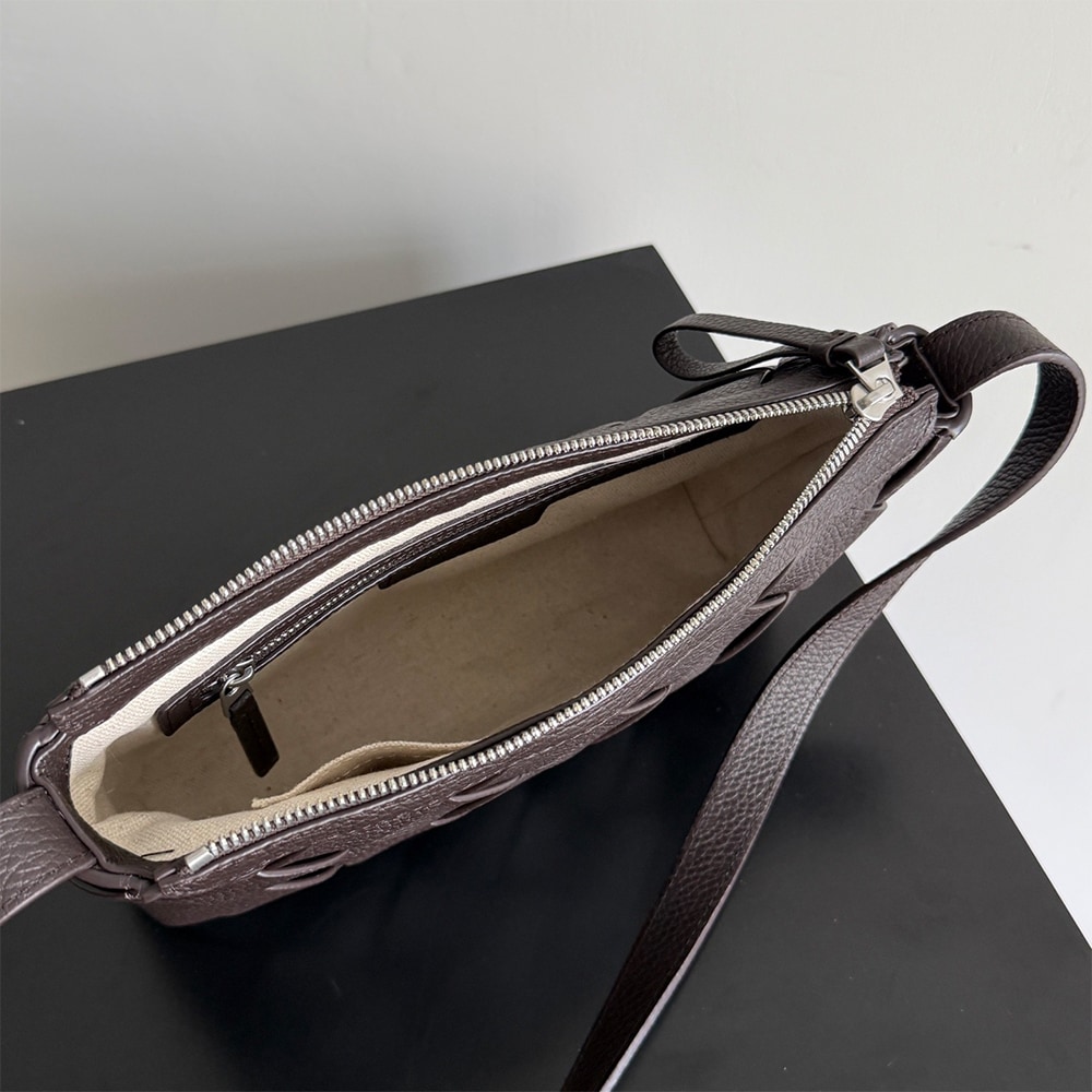 B0tt*ga Ven*ta Diago Zipped Messenger (HIGH-END GRADE)