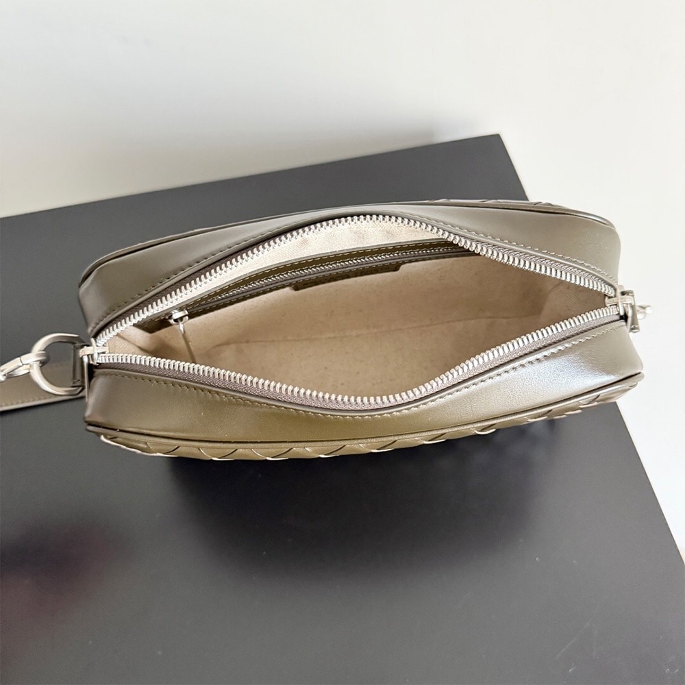B0tt*ga Ven*ta Small Intrecciato Camera Bag(HIGH-END GRADE)