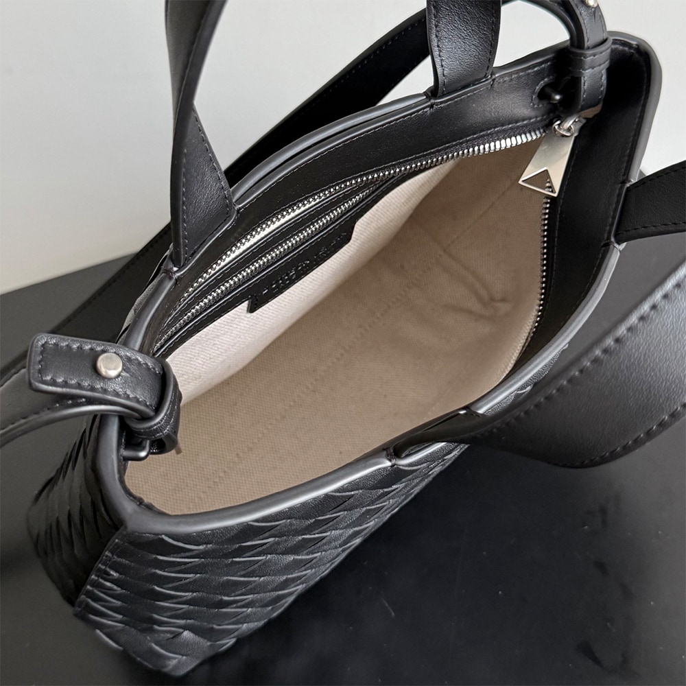 B0tt*ga Ven*ta Mini Intrecciato Zipped Tote (HIGH-END GRADE)