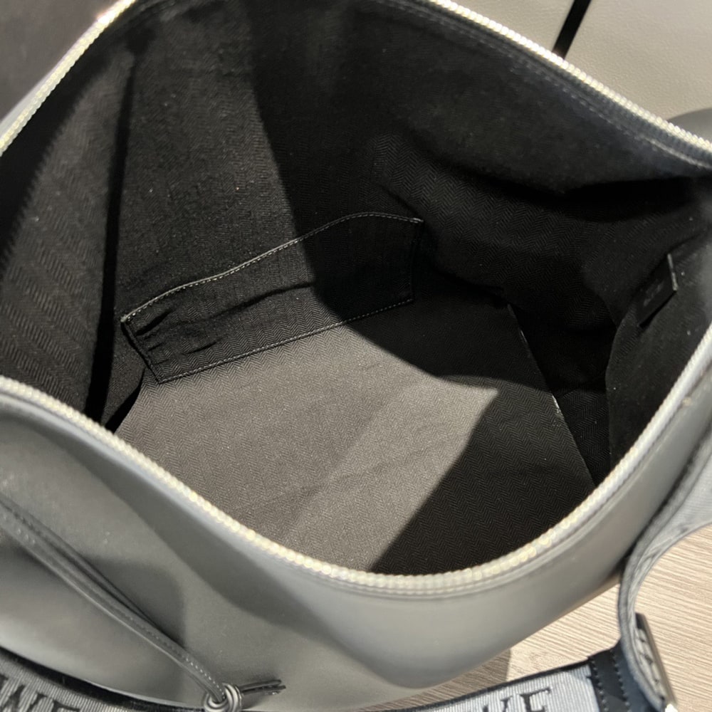 L0ew* Cubi Crossbody bag in S*pple smooth calfskin and jacquard (HIGH-END GRADE)