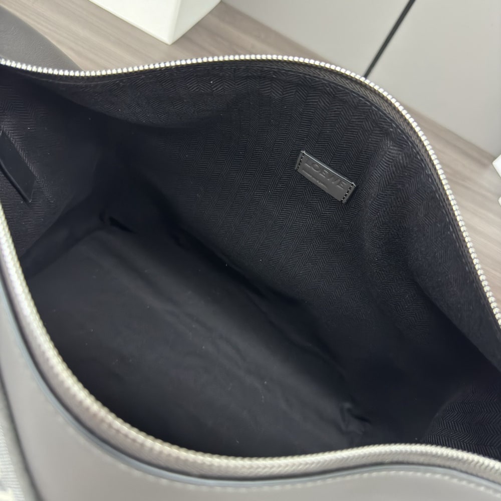 L0ew* Cubi Crossbody bag in S*pple smooth calfskin and jacquard (HIGH-END GRADE)