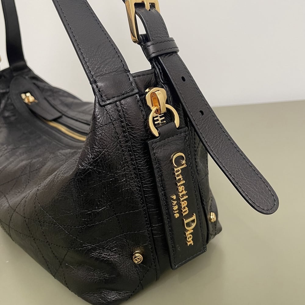 D10r Medium D-Journey Bag in Crinkled Calfskin(TAX-FREE GRADE)