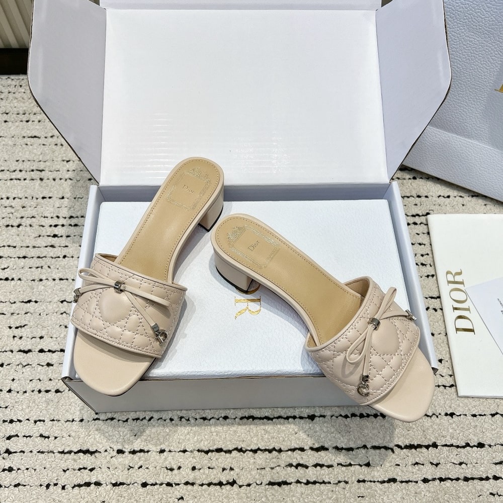 D10r Cannage Heeled Slide (EU SIZE 35-42)