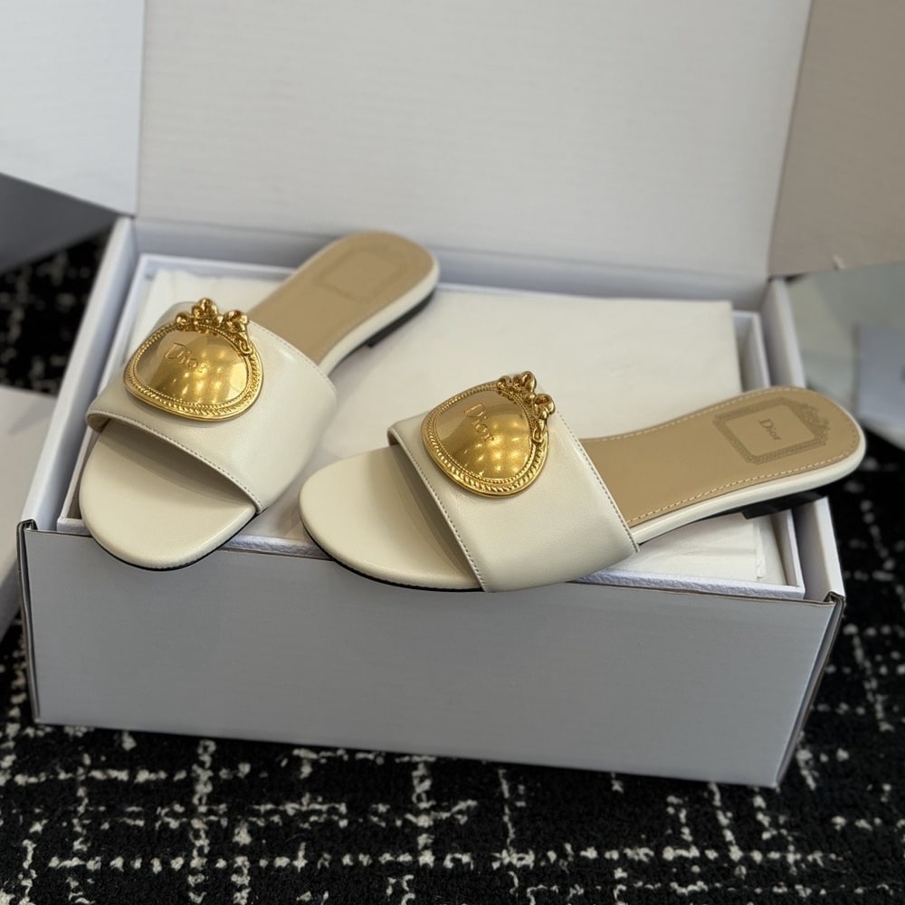 D10r Medaillon Buckle Slide (EU SIZE 35-42)