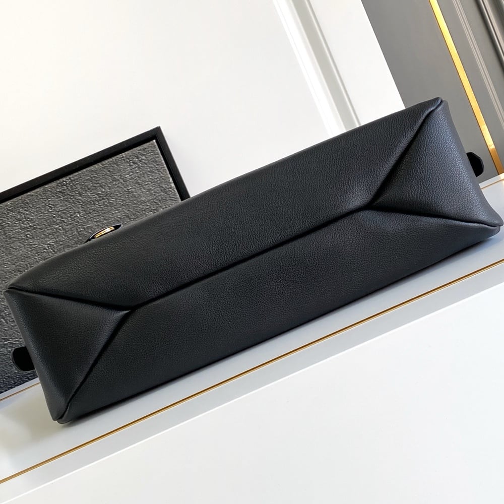 Pra*a Aimee large leather shoulder bag(HIGH-END GRADE)