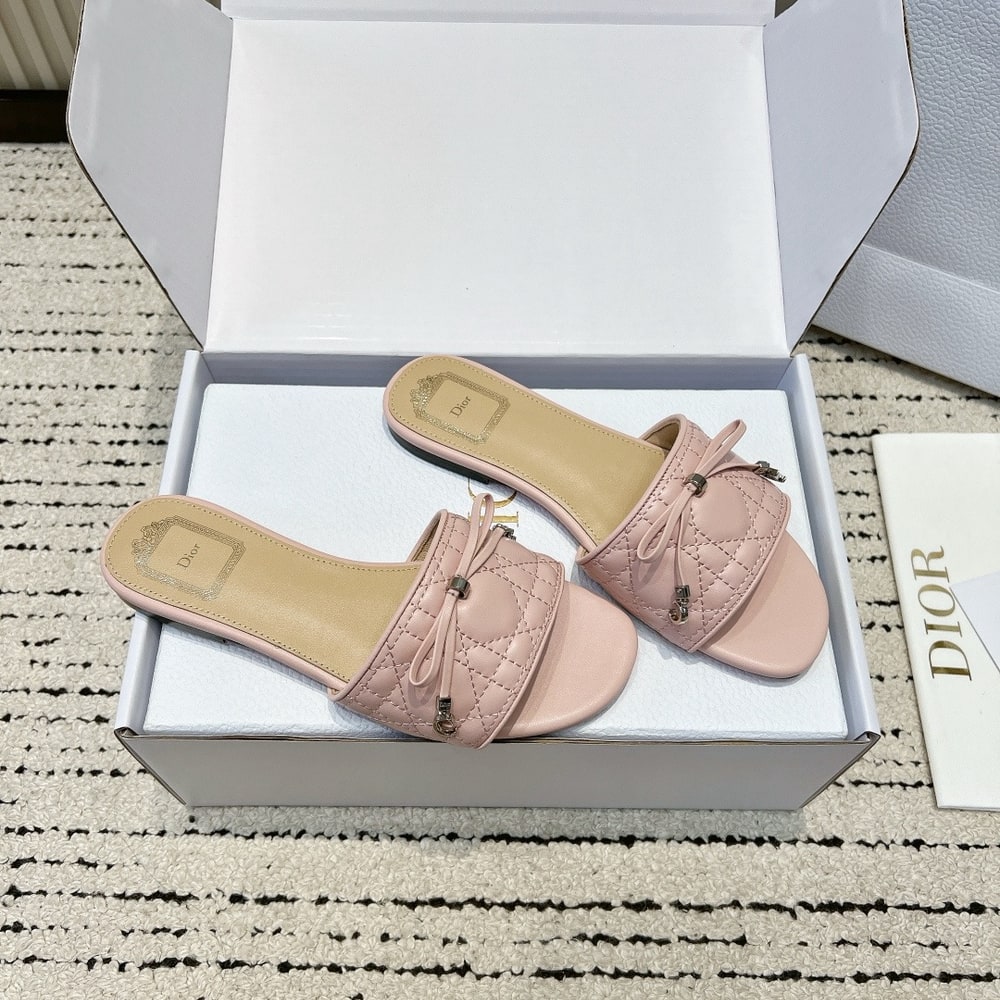 D10r Cannage Slide (EU SIZE 35-42)