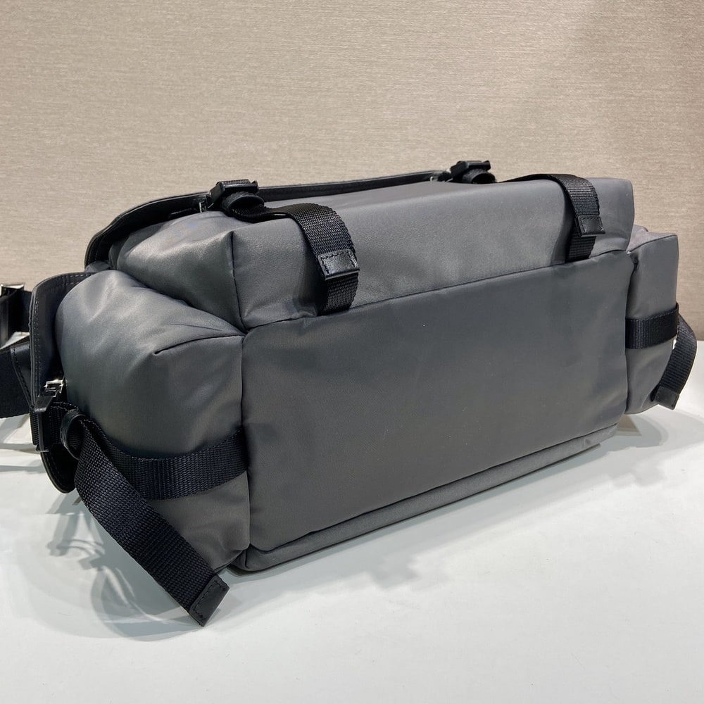 Pra*a Explore Re-Nylon and leather bag(HIGH-END GRADE)