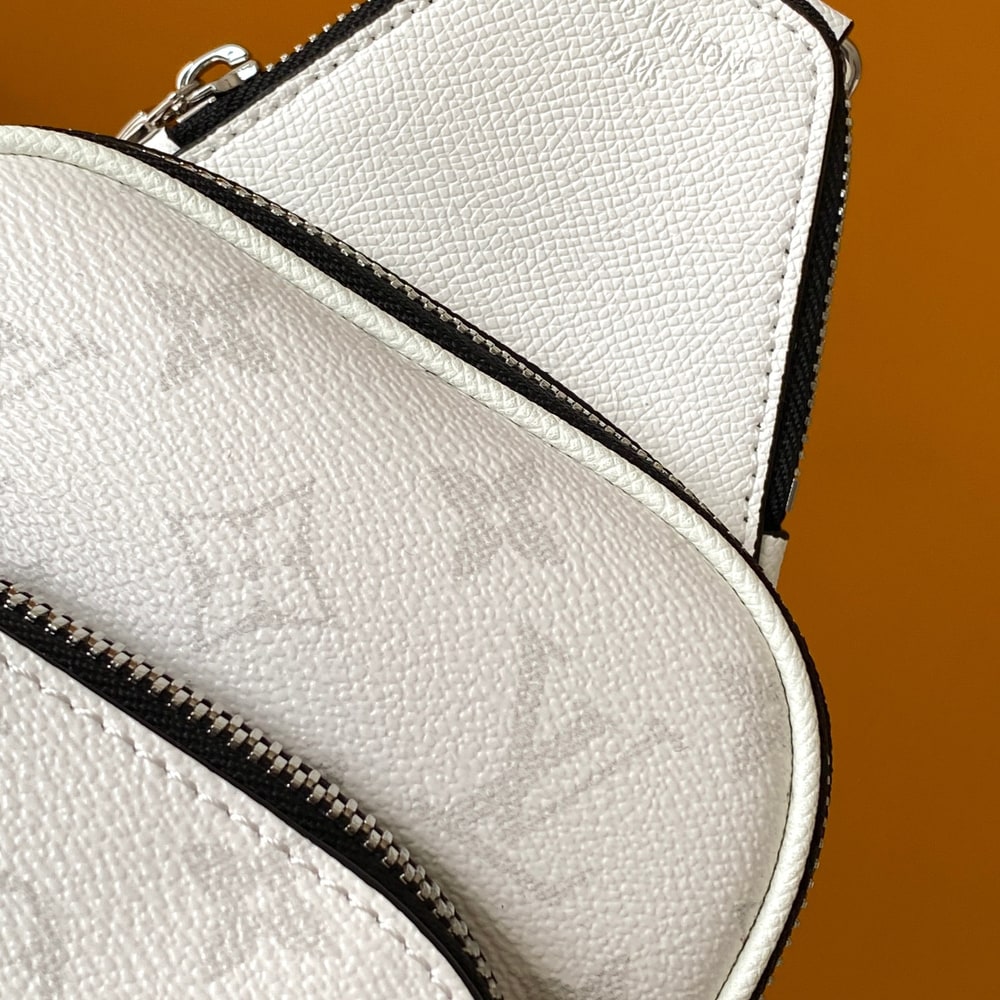 LV Avenue Slingbag PM(HIGH-END GRADE)