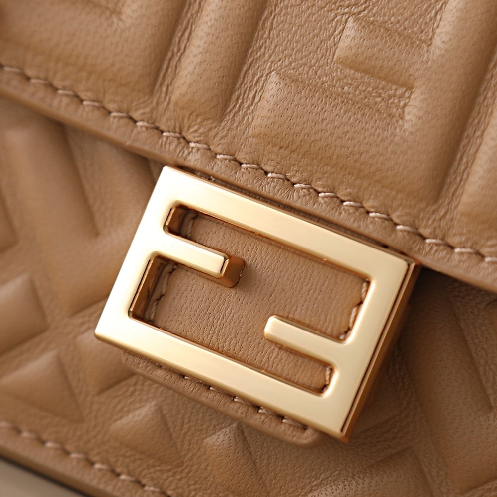 F**di Wallet On Chain Baguette(HIGH-END GRADE)