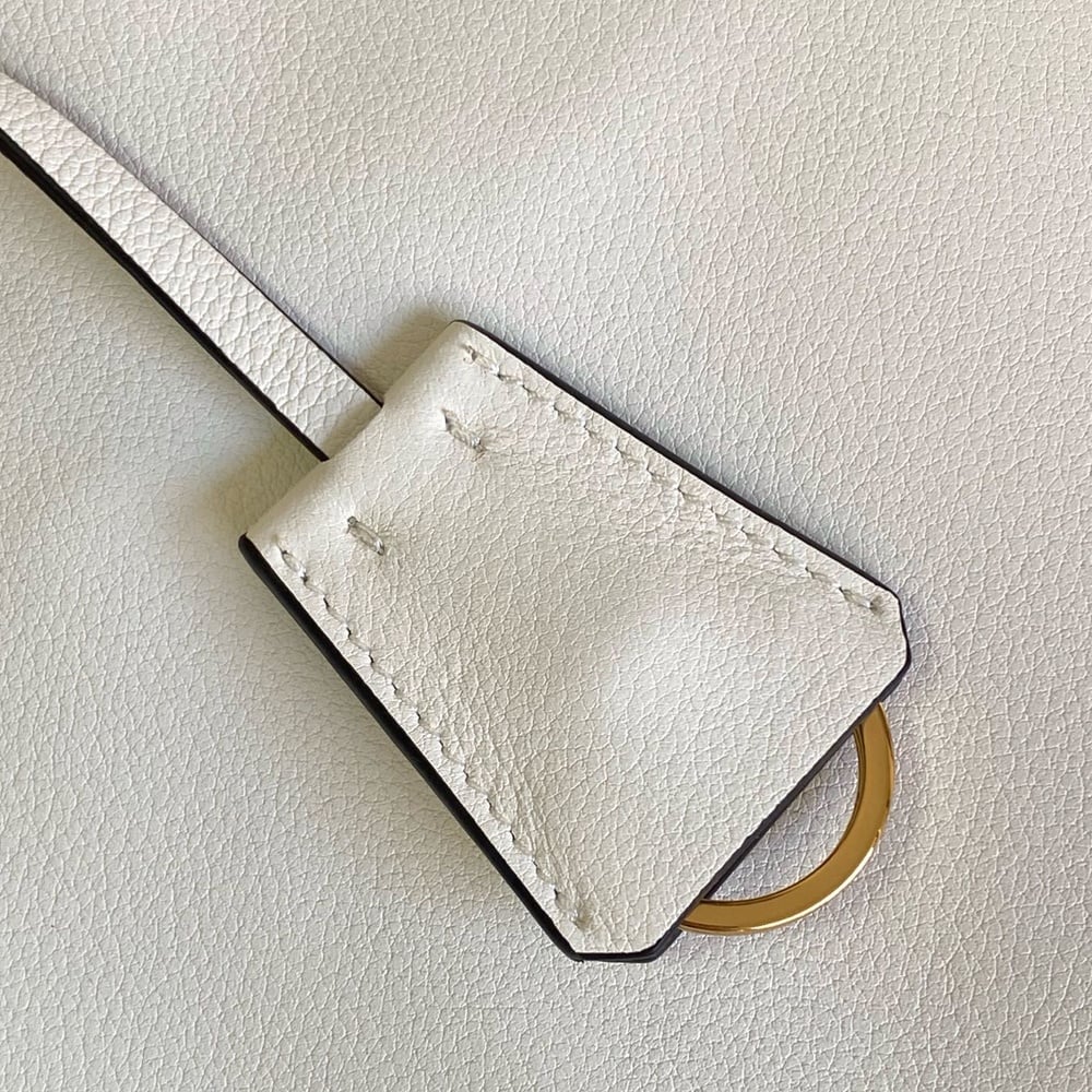Pra*a Aimee large leather shoulder bag(HIGH-END GRADE)