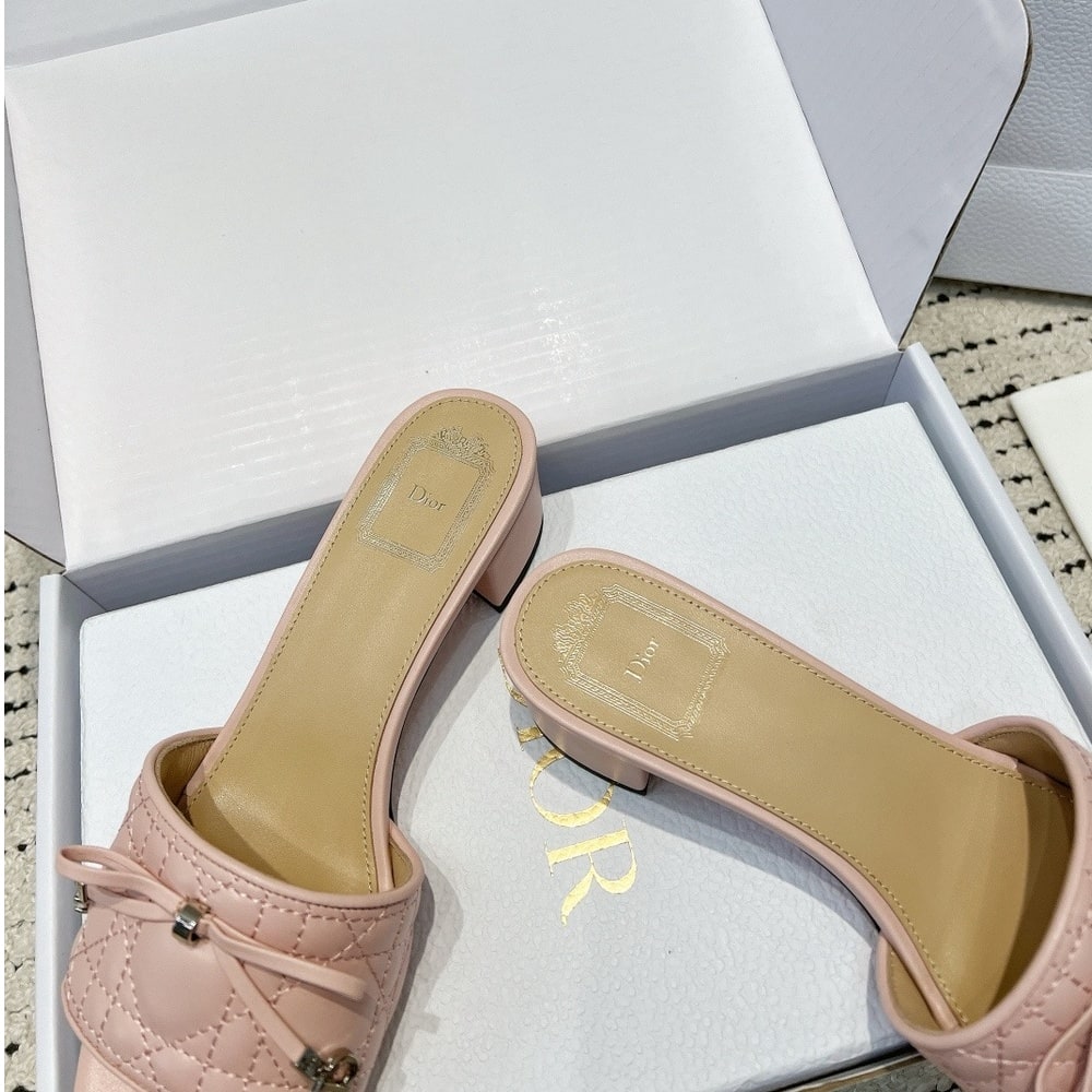 D10r Cannage Heeled Slide (EU SIZE 35-42)