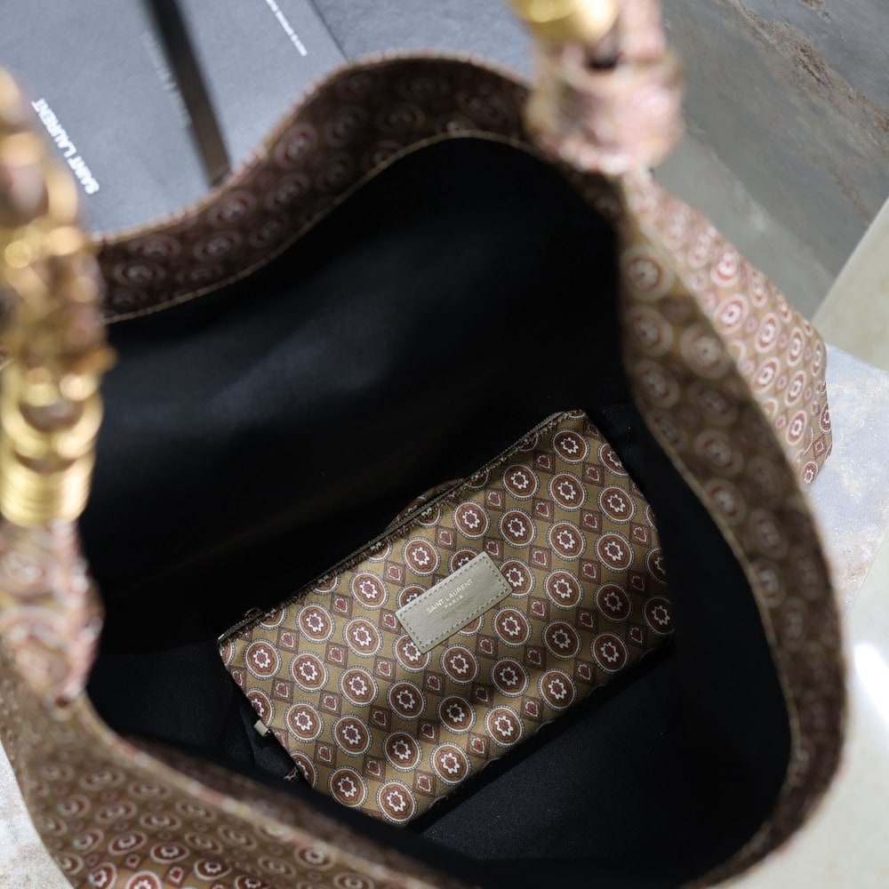 Y51 AMALIA in satin(HIGH-END GRADE)