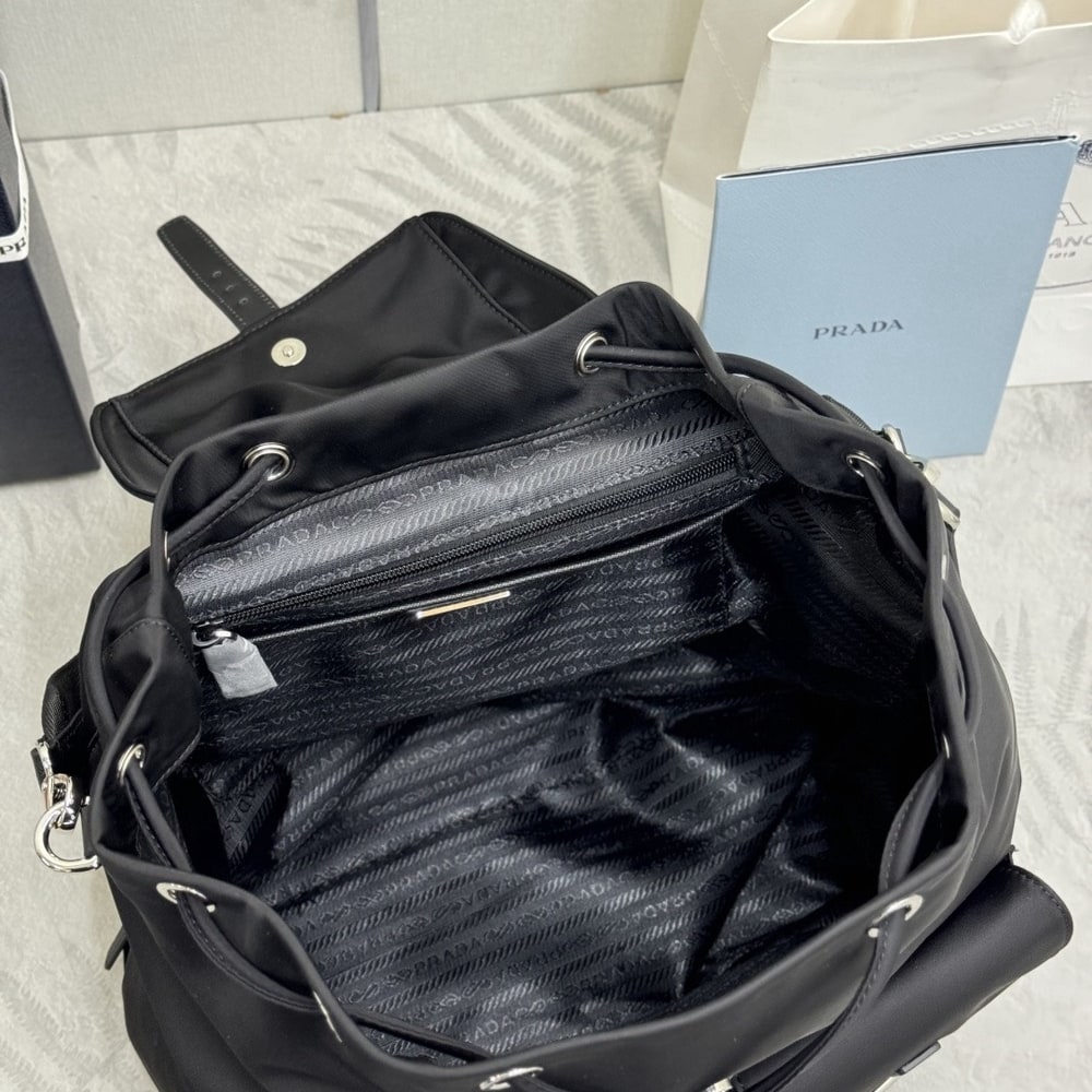 Pra*a Re-Nylon backpack(HIGH-END GRADE)