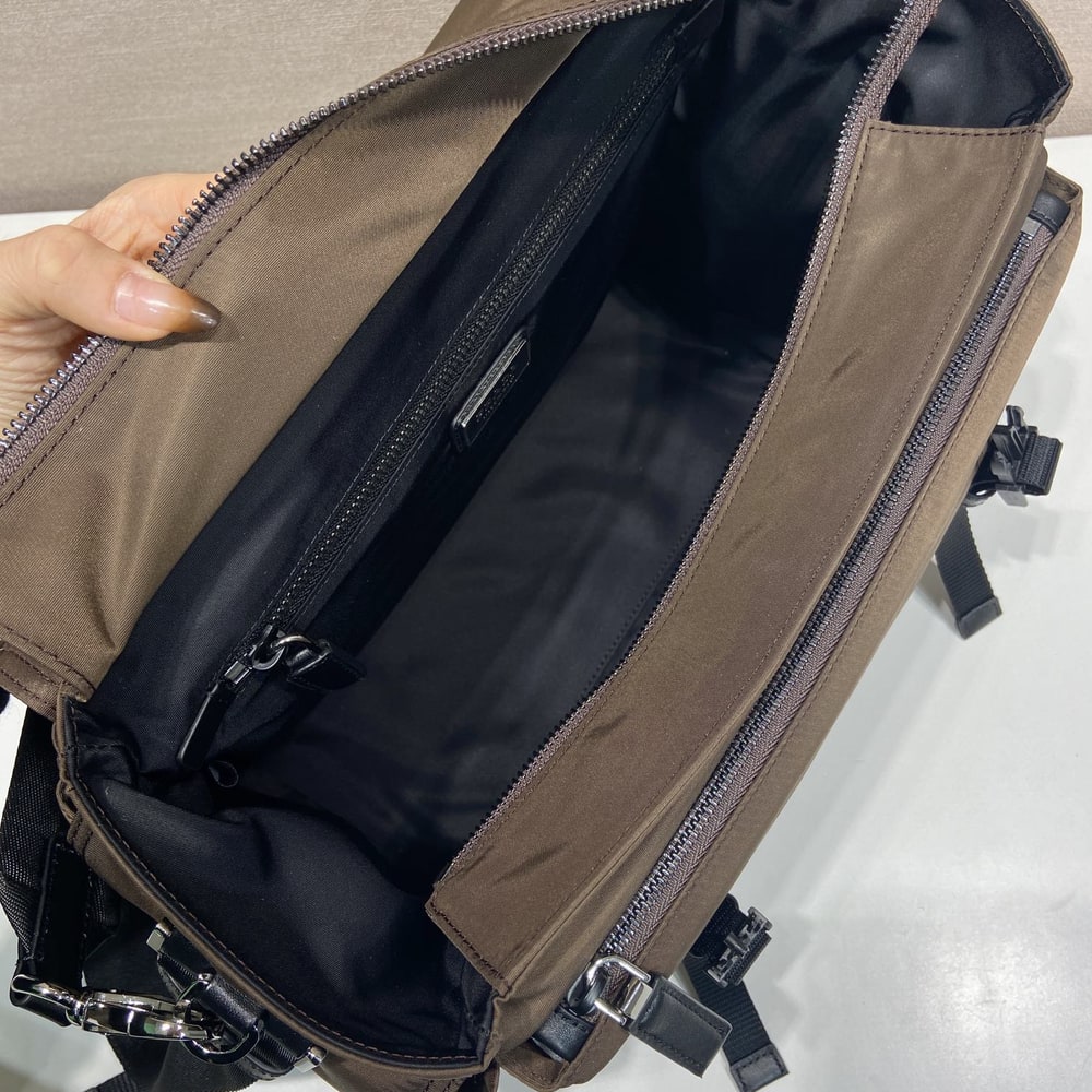 Pra*a Explore Re-Nylon and leather bag(HIGH-END GRADE)