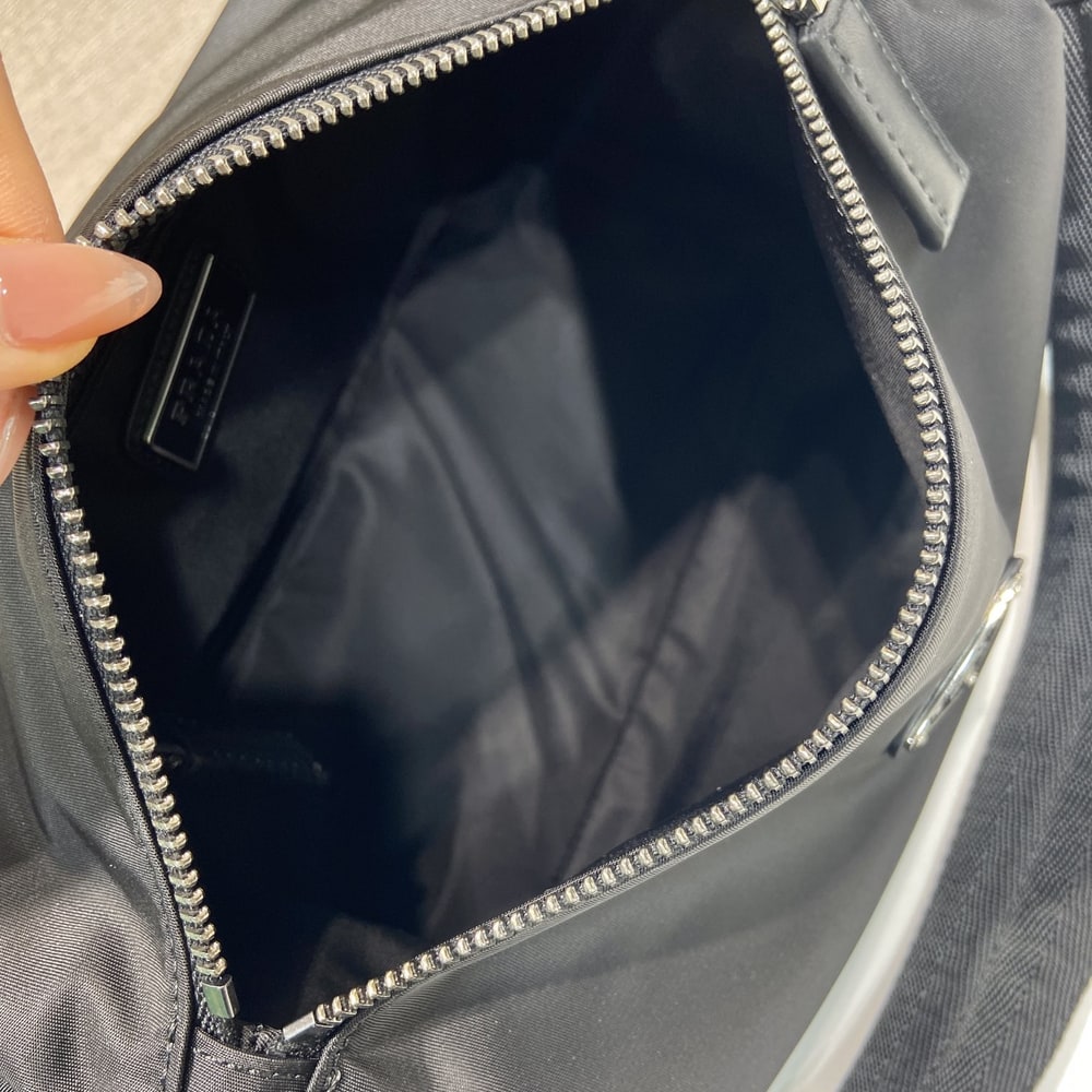 Pra*a Explore Re-Nylon and leather bag(HIGH-END GRADE)